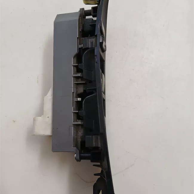 Interruttore alzacristalli porta anteriore