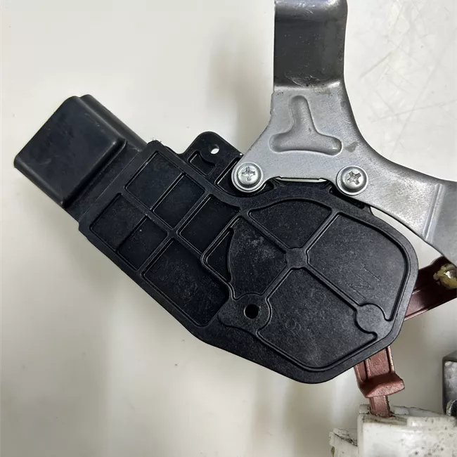 Serratura porta posteriore destra