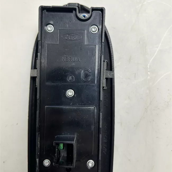 Interruttore alzacristalli porta anteriore