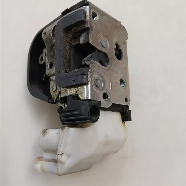 Serratura porta anteriore destra