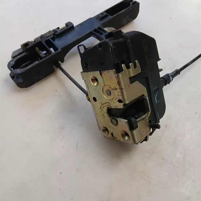 Serratura porta posteriore sinistra