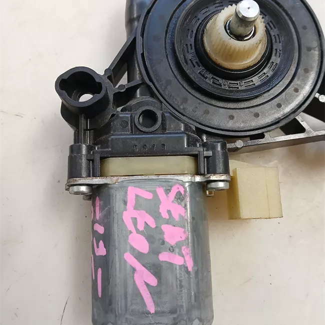 Motorino alzacristallo porta anteriore destro