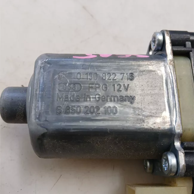 Motorino alzacristallo porta anteriore destro