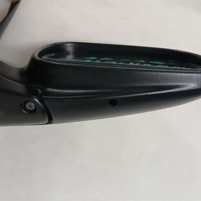 Retrovisore esterno regolazione elettrica destro con comando a distanza