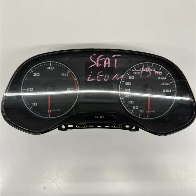 Quadro strumenti completo Display base/260 km/h