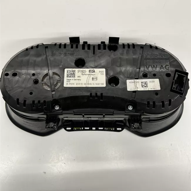 Quadro strumenti completo Display base/260 km/h