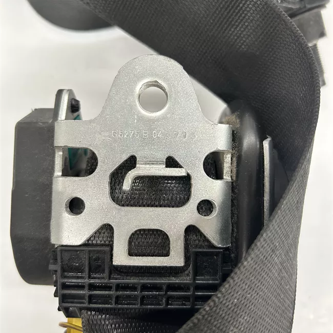 Cintura di sicurezza anteriore sinistra