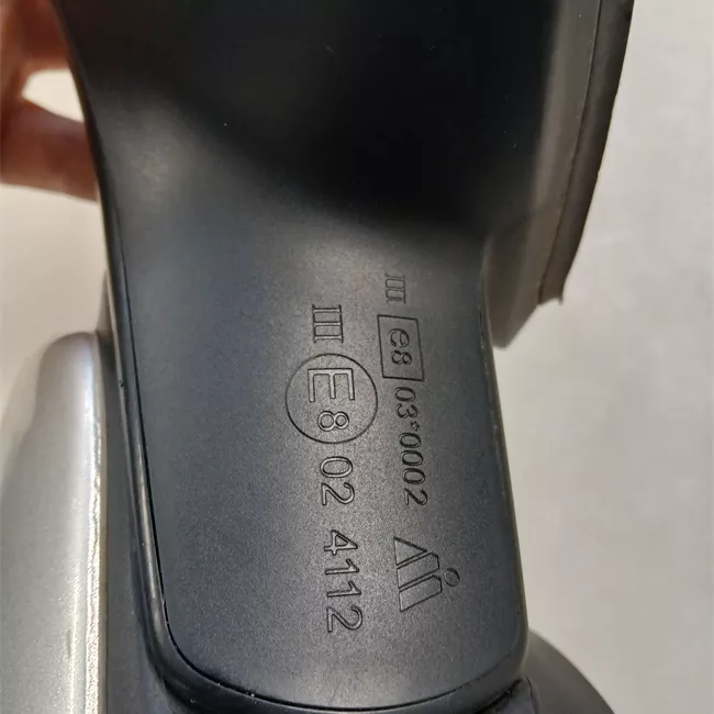 Retrovisore esterno regolazione elettrica destro Allestimento Terra