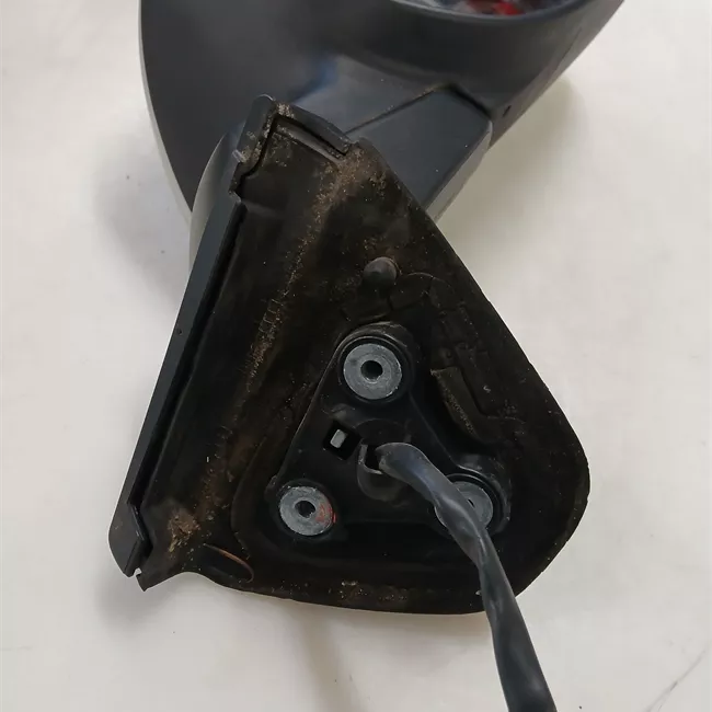 Retrovisore esterno regolazione elettrica destro Allestimento Terra