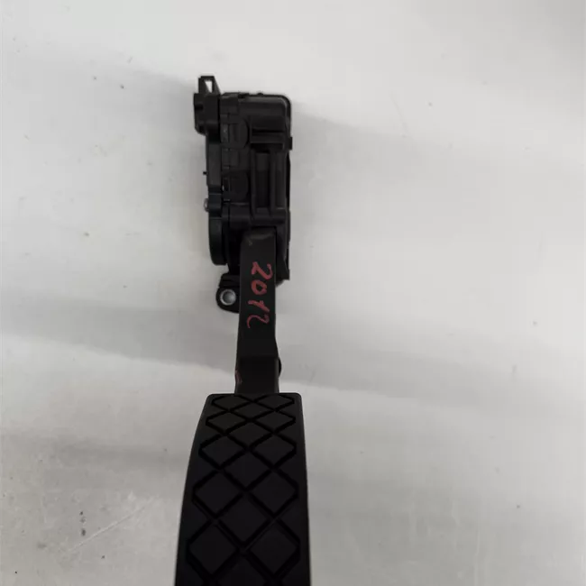 Pedale acceleratore atm