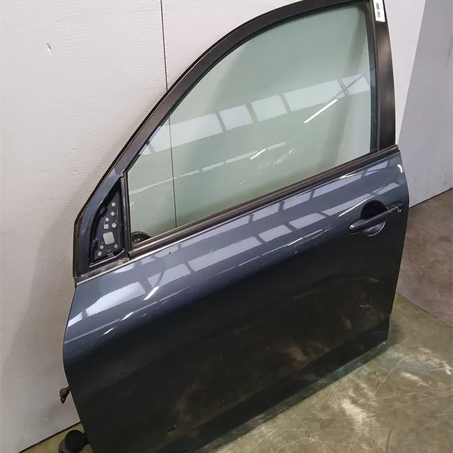 Porta anteriore sinistra