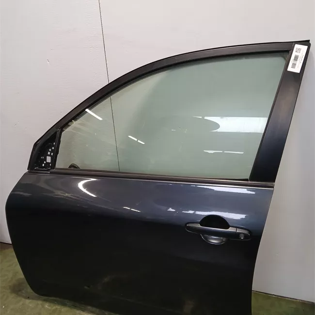 Porta anteriore sinistra