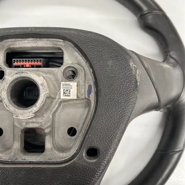 Volante 3 raggi comando cruise nero