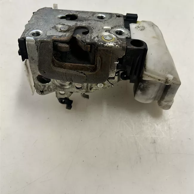 Serratura porta anteriore destra