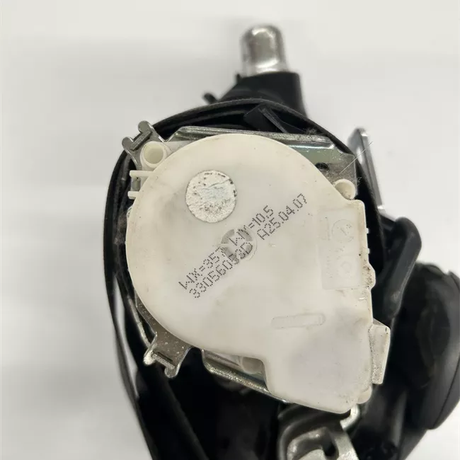 Cintura di sicurezza anteriore sinistra