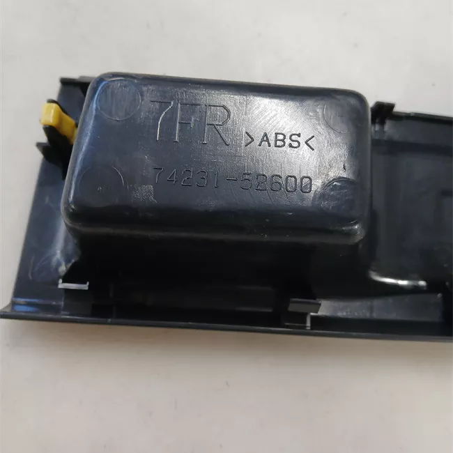 Interruttore alzacristalli porta anteriore