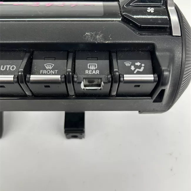 Blocco comando climatizzazione aria condizionata automatico