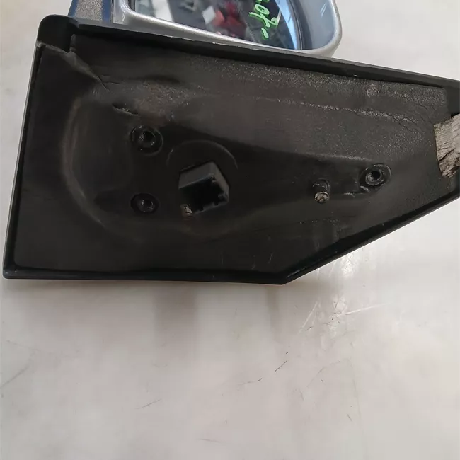 Retrovisore esterno sinistro Elettrico