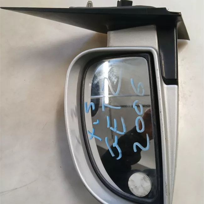 Retrovisore esterno sinistro Elettrico