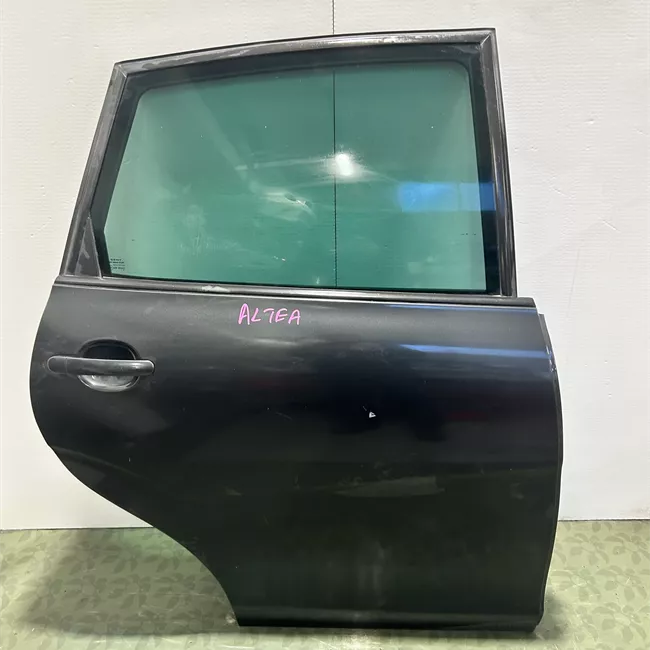 Porta posteriore destra