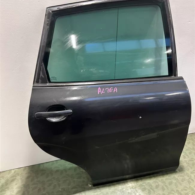 Porta posteriore destra