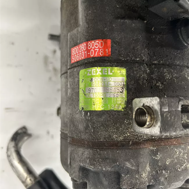 Compressore aria condizionata rotazionale