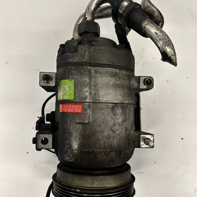 Compressore aria condizionata rotazionale