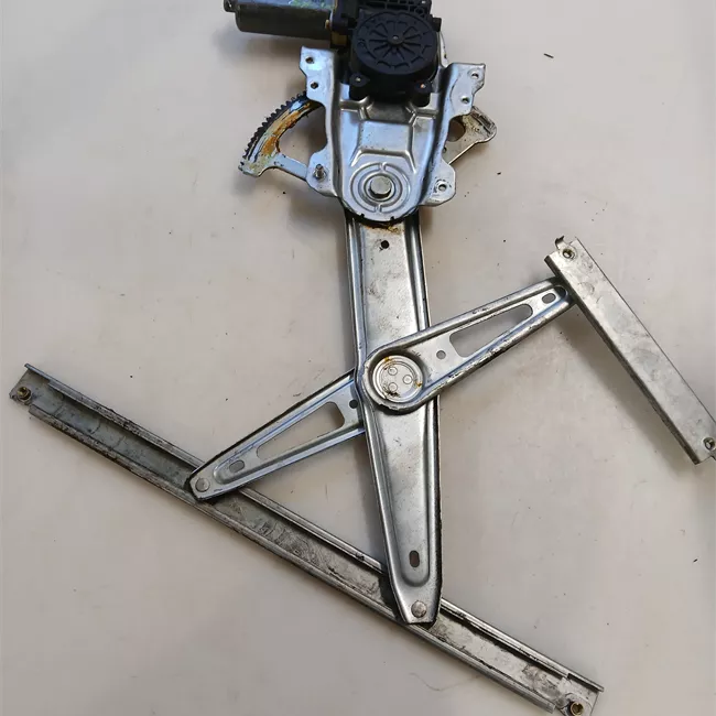 Altoparlante porta anteriore sinistro