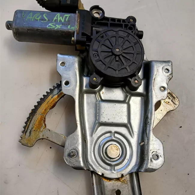 Altoparlante porta anteriore sinistro