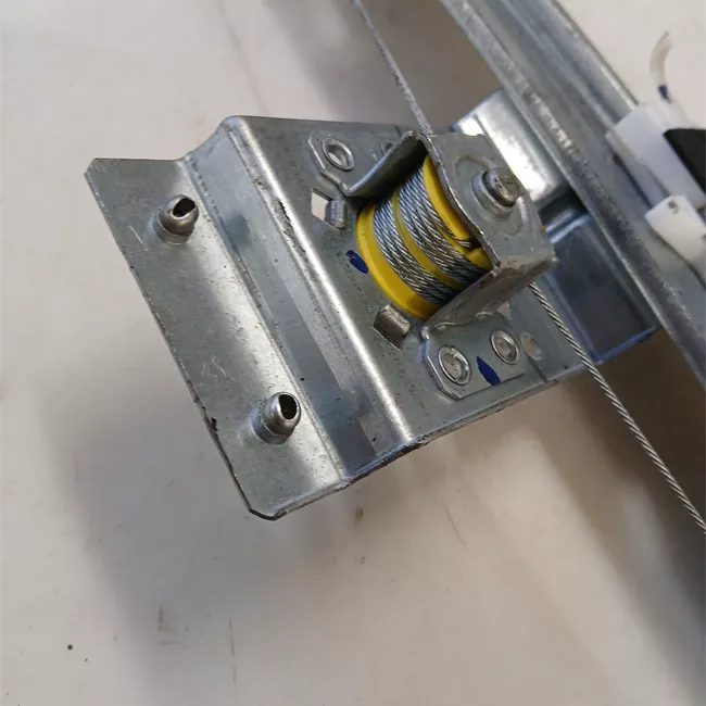 Alzacristallo porta posteriore destro