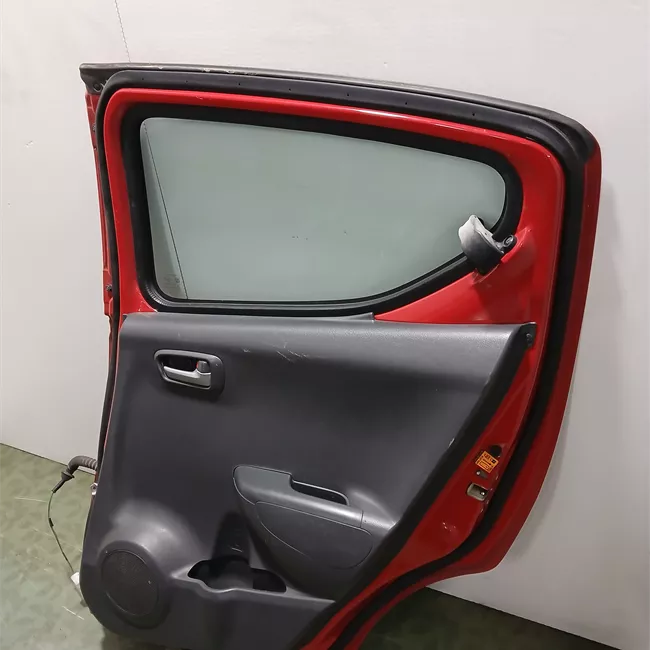 Porta posteriore destra