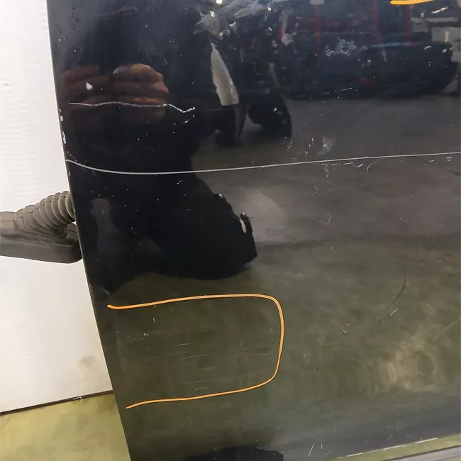 Porta anteriore sinistra