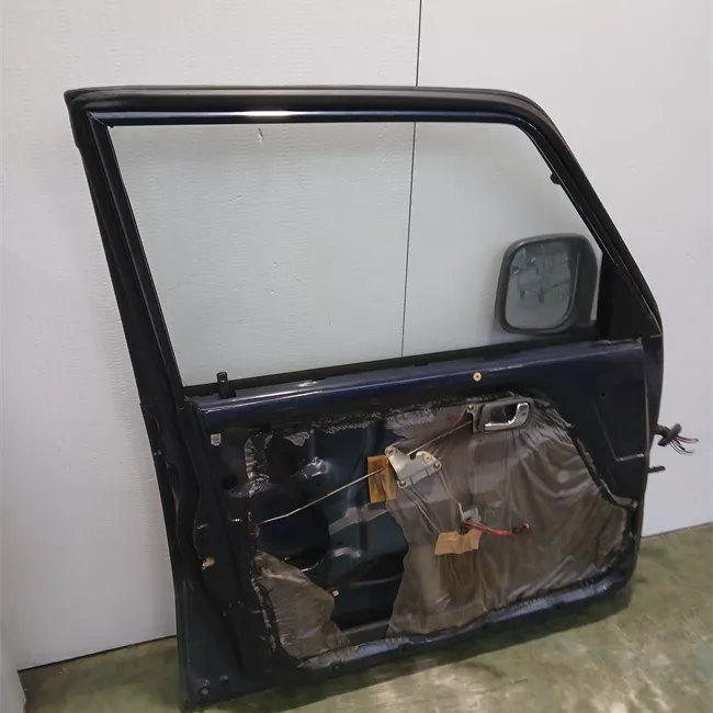 Porta anteriore sinistra