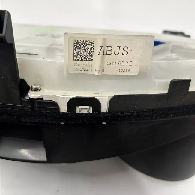 Quadro strumenti completo con LCD informazioni cent