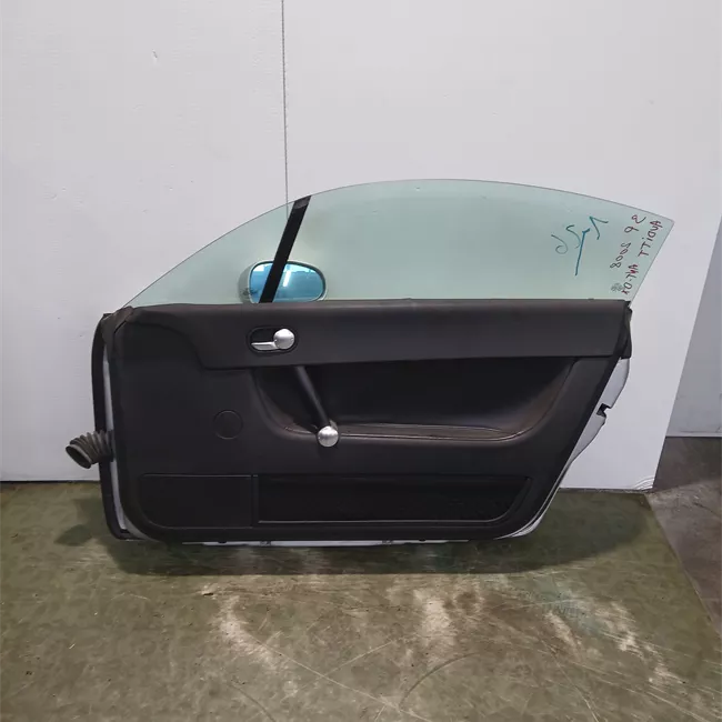 Porta anteriore destra