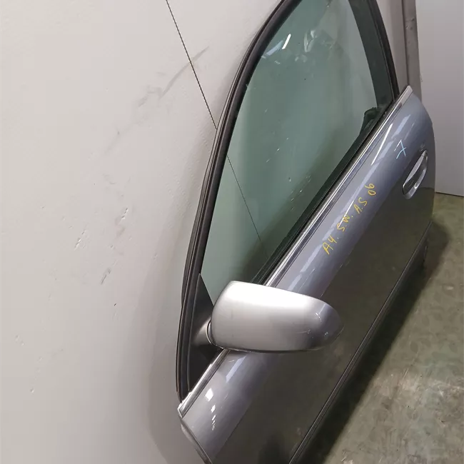 Porta anteriore sinistra