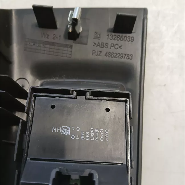 Interruttore alzacristalli porta anteriore nero