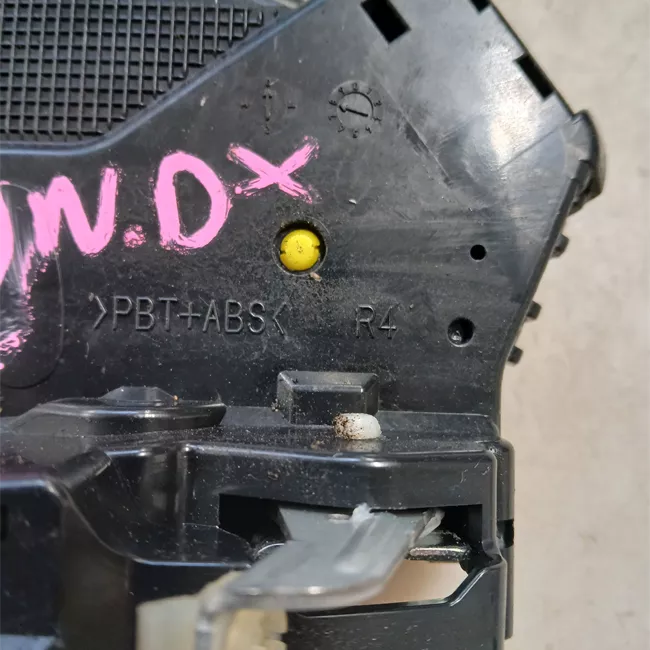 Serratura porta anteriore destra