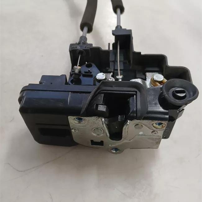 Serratura porta posteriore sinistra