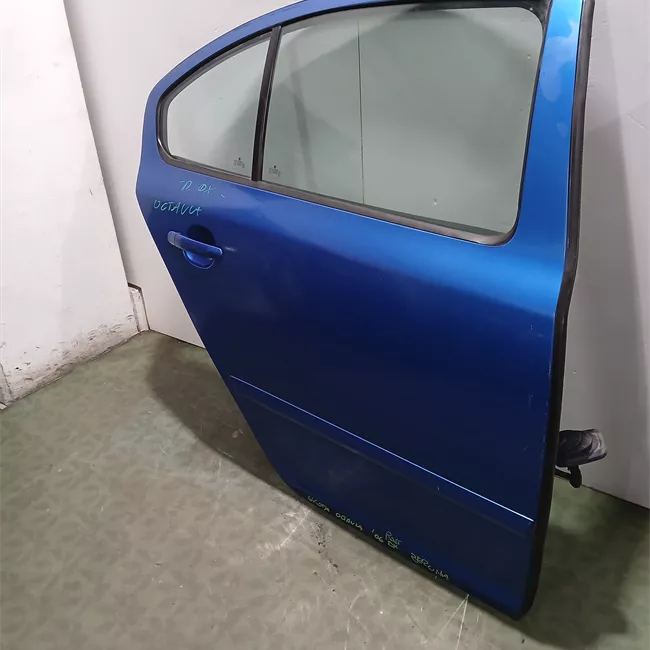 Porta posteriore destra