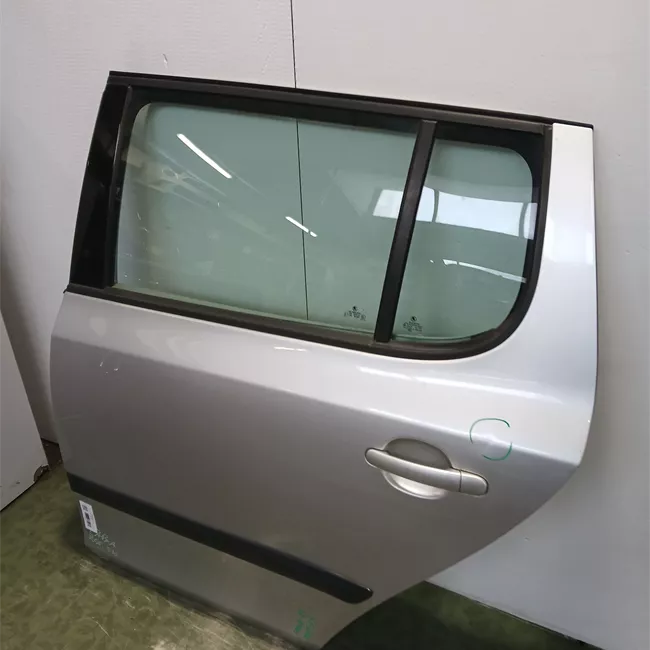 Porta posteriore sinistra