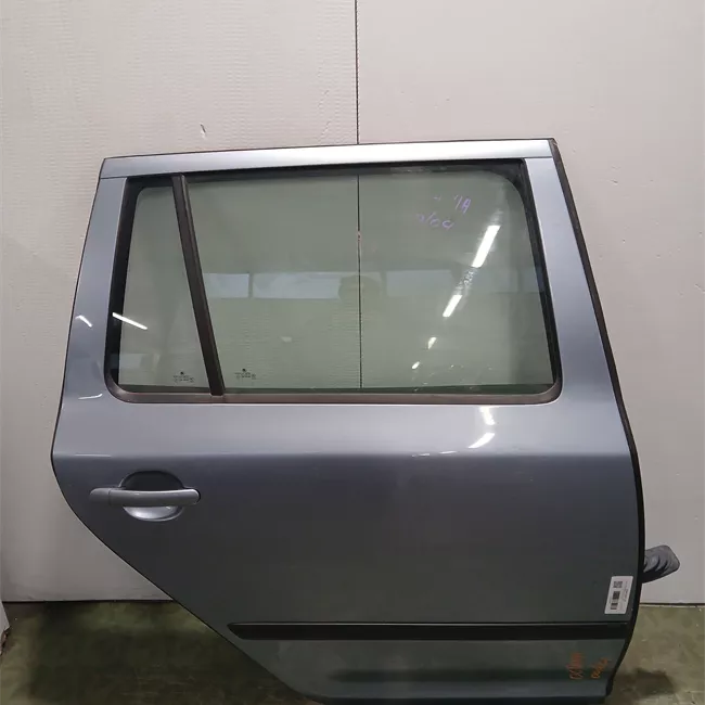 Porta posteriore destra