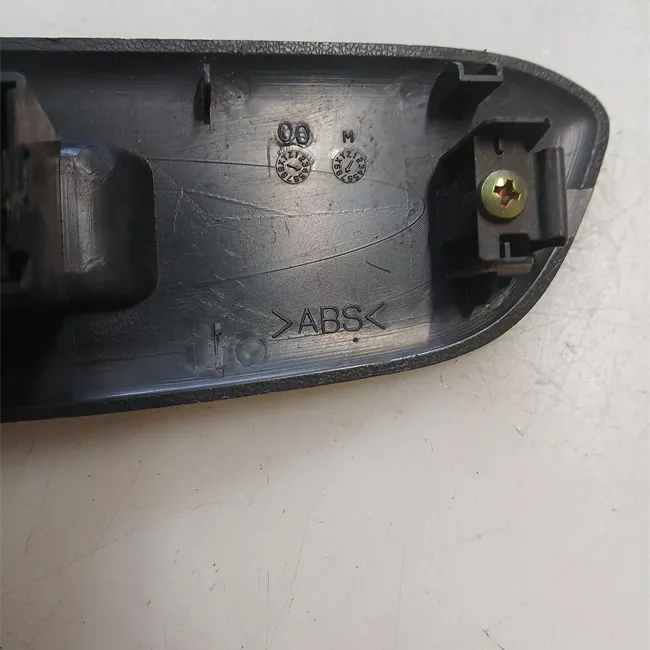 Interruttore alzacristalli porta anteriore