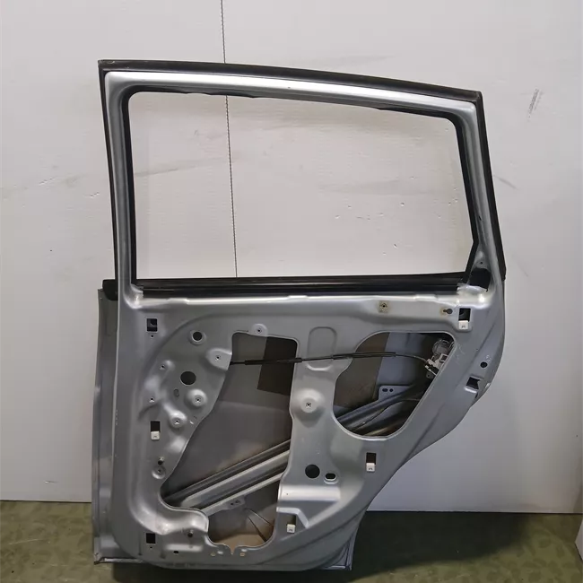 Porta posteriore destra