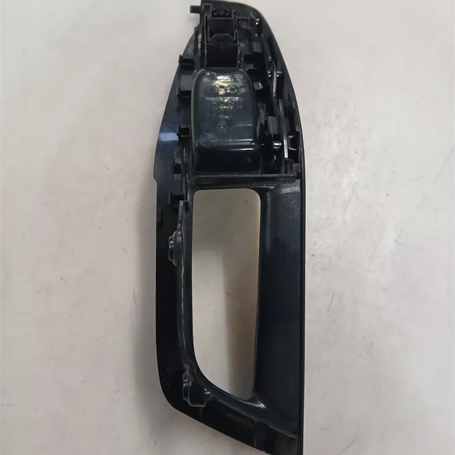 Interruttore alzacristalli porta anteriore