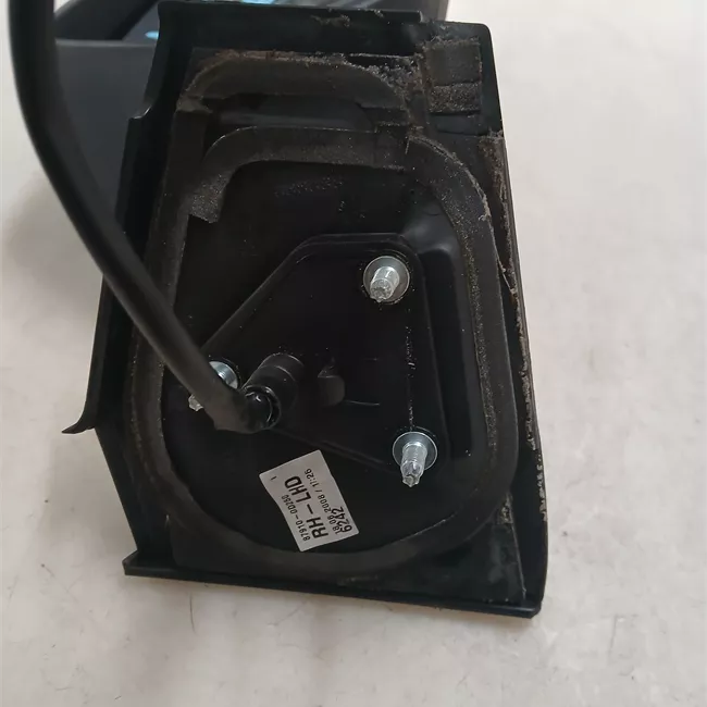 Retrovisore esterno regolazione elettrica destro con cristallo