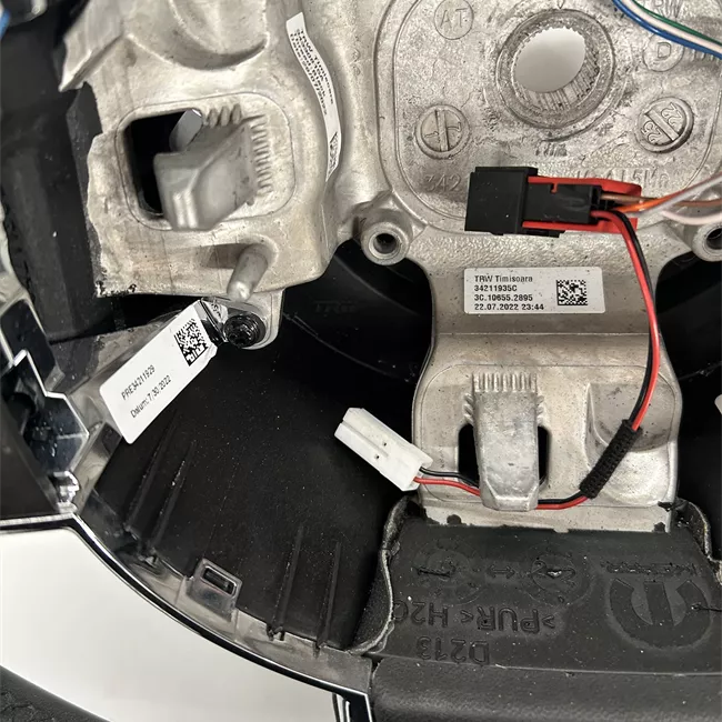 Volante allestimento Pop nero