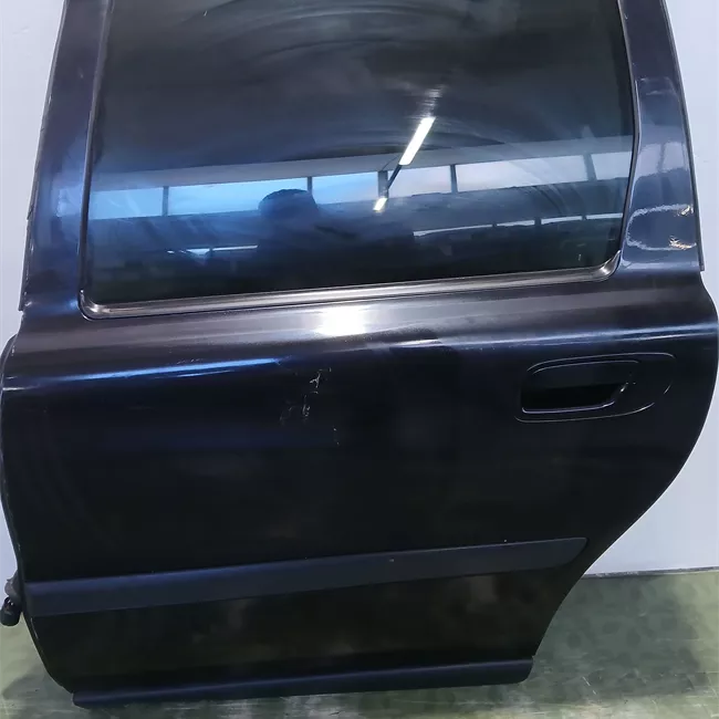 Porta posteriore sinistra