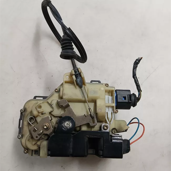 Serratura porta anteriore sinistra