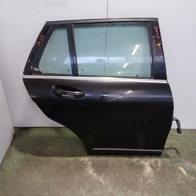 Porta posteriore destra